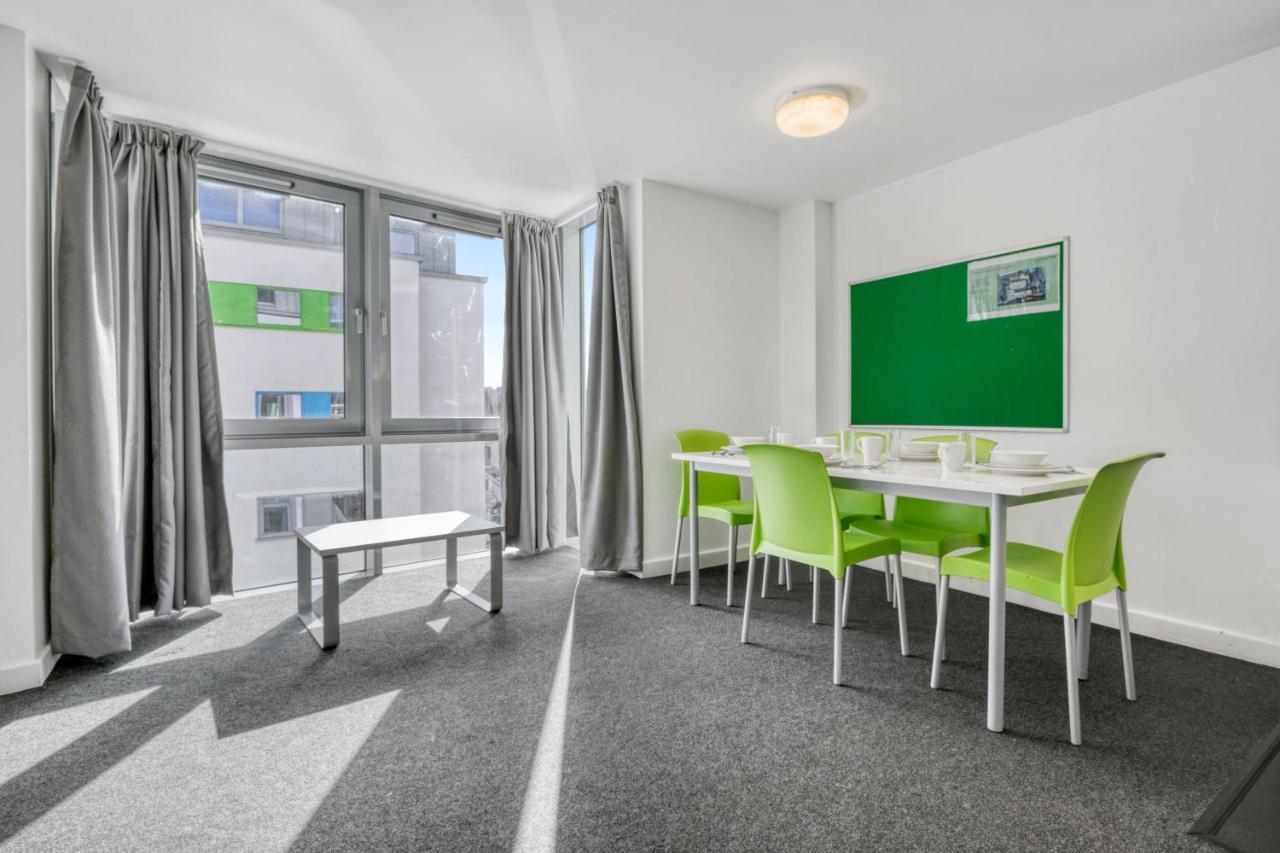 Bright & Central Room In Luton, Sleeps 2 Luton  Exterior foto